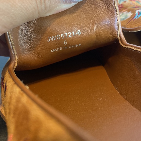 New Johnny Was Freja Embroidered Cognac Suede Leather Loafers Size 6 - Picture 13 of 16